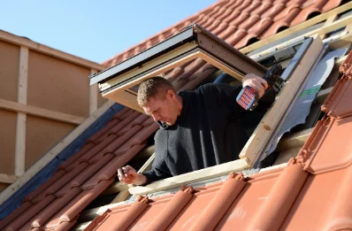 Pose de fenêtres de toit Velux à Freney